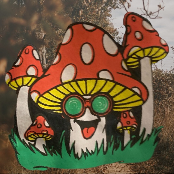 Trippy Vibes “Happy Times” Navy Sz S Mushroom Short Sleeve Tee Shirt. NWOT - Picture 7 of 7